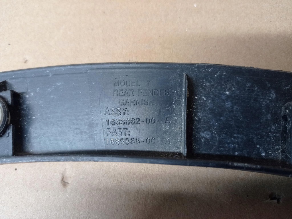 фото №9, Молдинг крыла tesla model y правый задняя