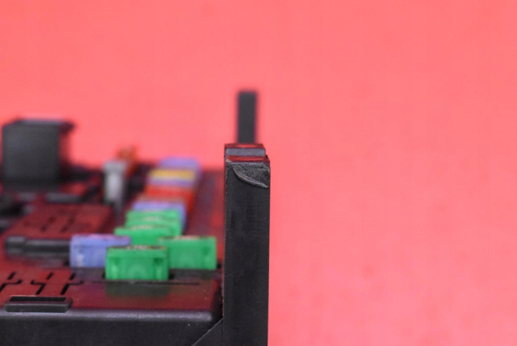 фото №16, Коробка предохранителей bsi 966405908001 citroen c5 ii x7 iii 1.6 hdi 109 km