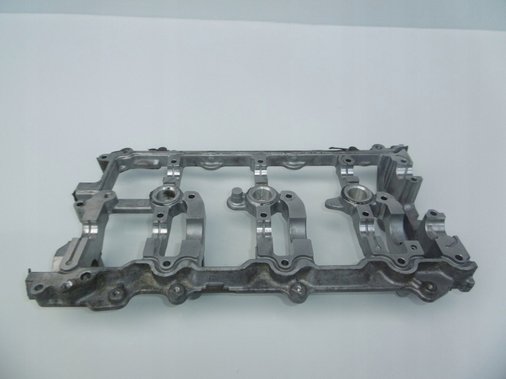 фото №9, Рамка корпус головки правая infiniti nissan 3.7 v6