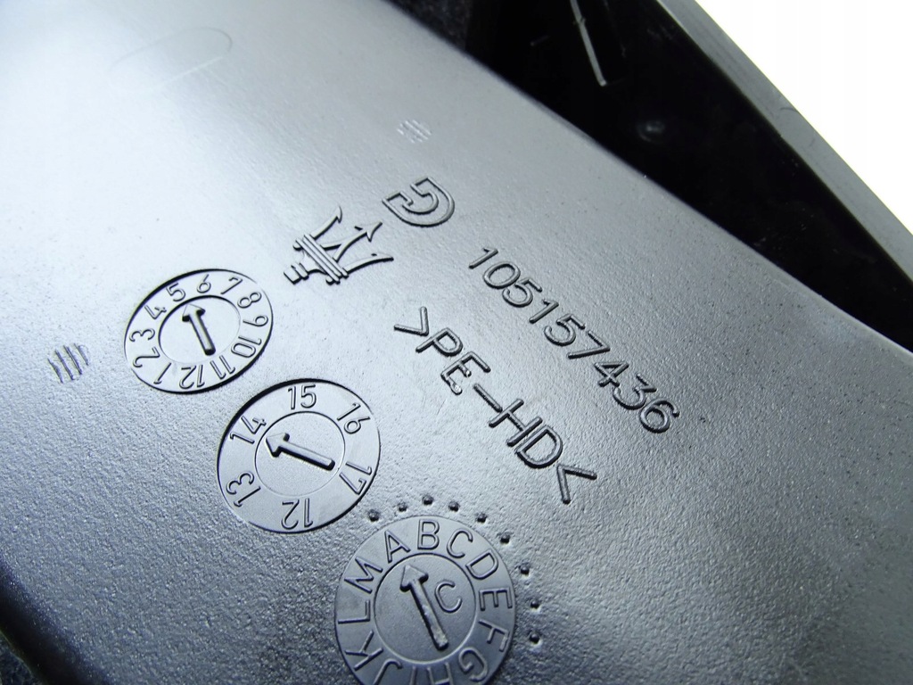 фото №14, Подлокотник туннель средний maserati ghibli iii