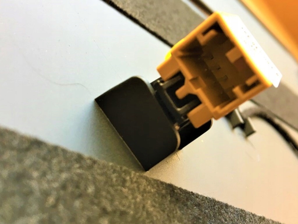 фото №11, Накладка туннель правый перед audi e-tron