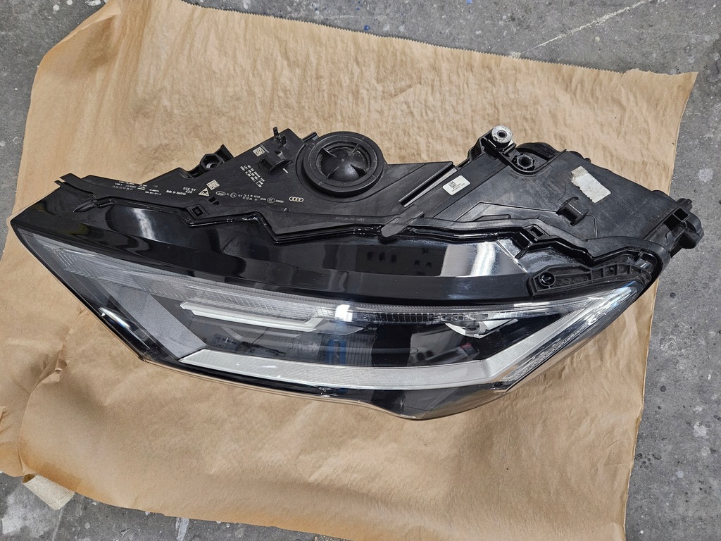 фото №10, Audi q7 4m 2022 лампы передние