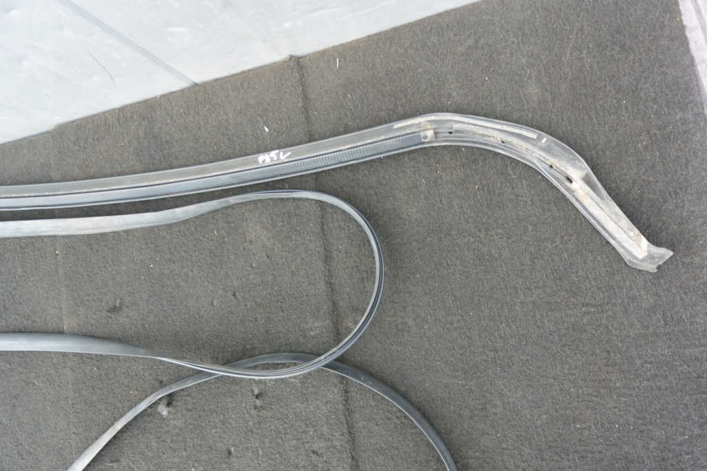 Прокладка порог правый  левая tesla model s 12-16 Киев