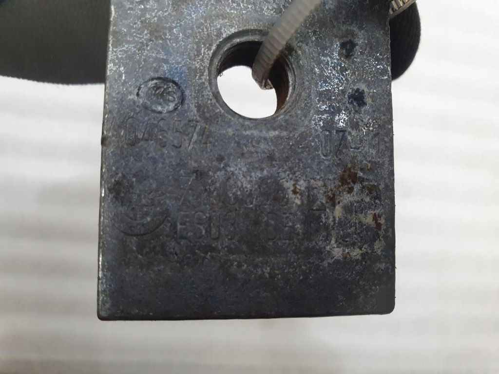 фото №6, Петли дверь правый задняя schwarz 475/9 bmw e71 x6