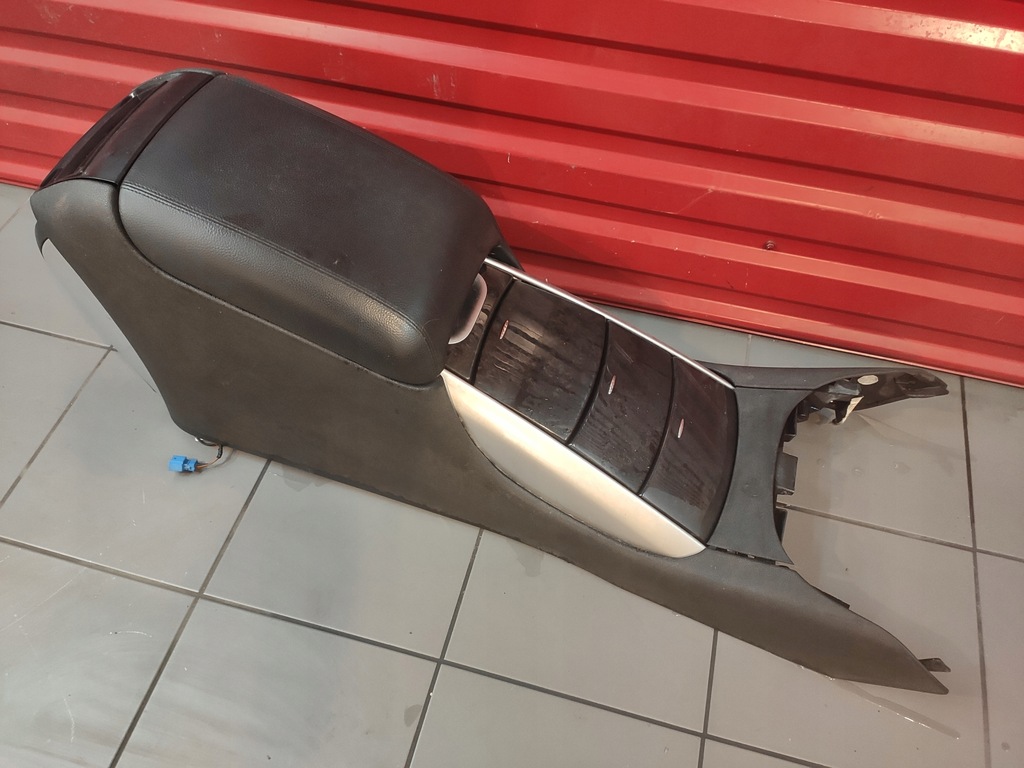 фото №1, Mercedes r-klasa w251 туннель средний подлокотник кожа подстаканник kpl