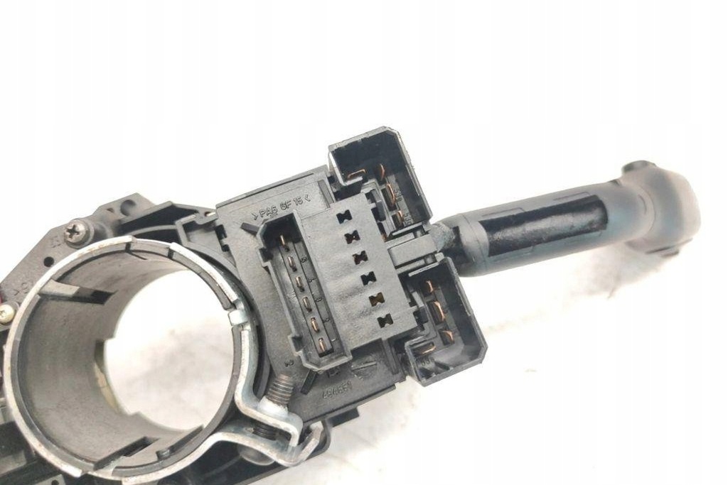 фото №8, Переключатели audi a8 d2 4d2, 4d8 4d0953513p 3.3l дизель 2002