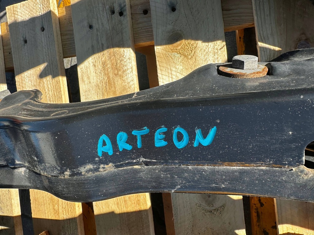 фото №8, Arteon sedan подвеска задняя задние полный поворотный кулак подрамник 3q0512011lp