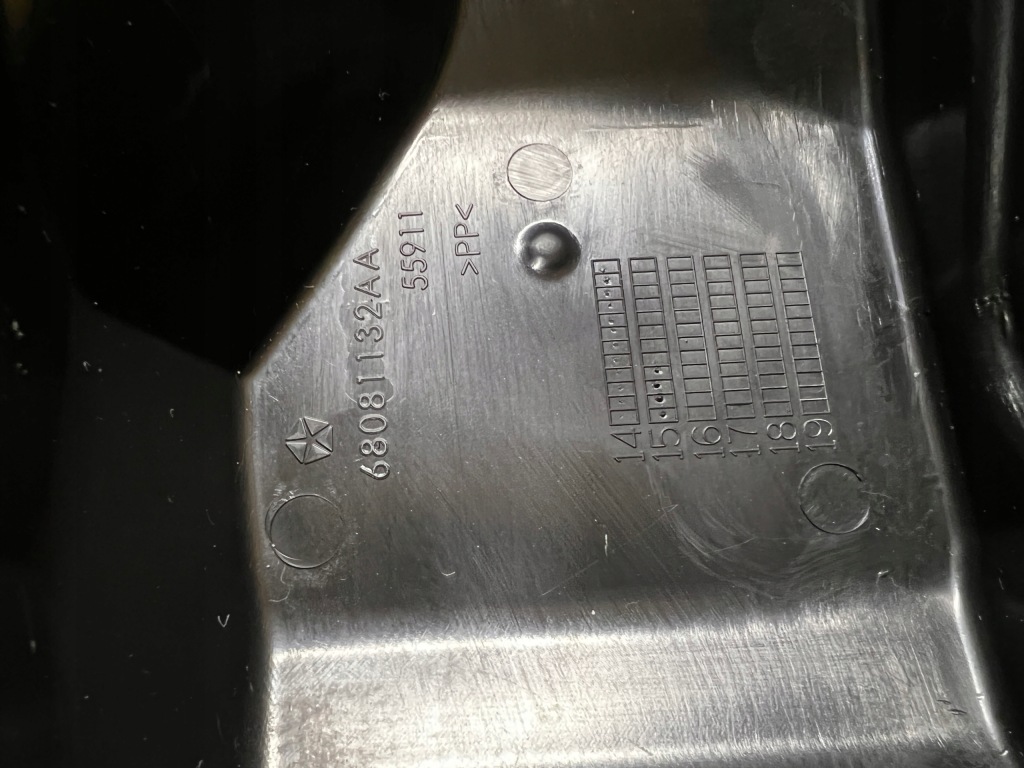 фото №3, Защита заглушка поперечина безопасности jeep grand cherokee wk2