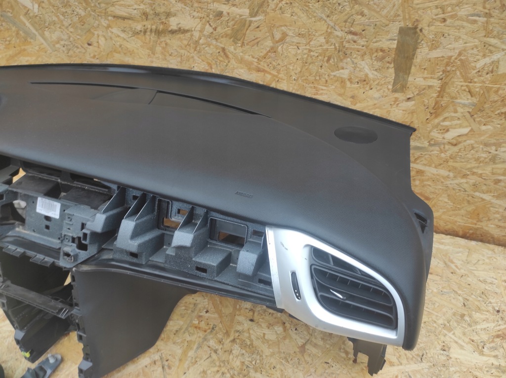 фото №5, Панель приладів консоль citroen c3 ii