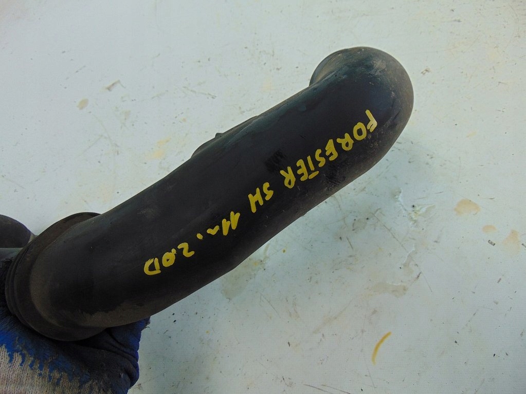 фото №8, Subaru forester iii 2.0 d шланг воздухозаборник воздуха