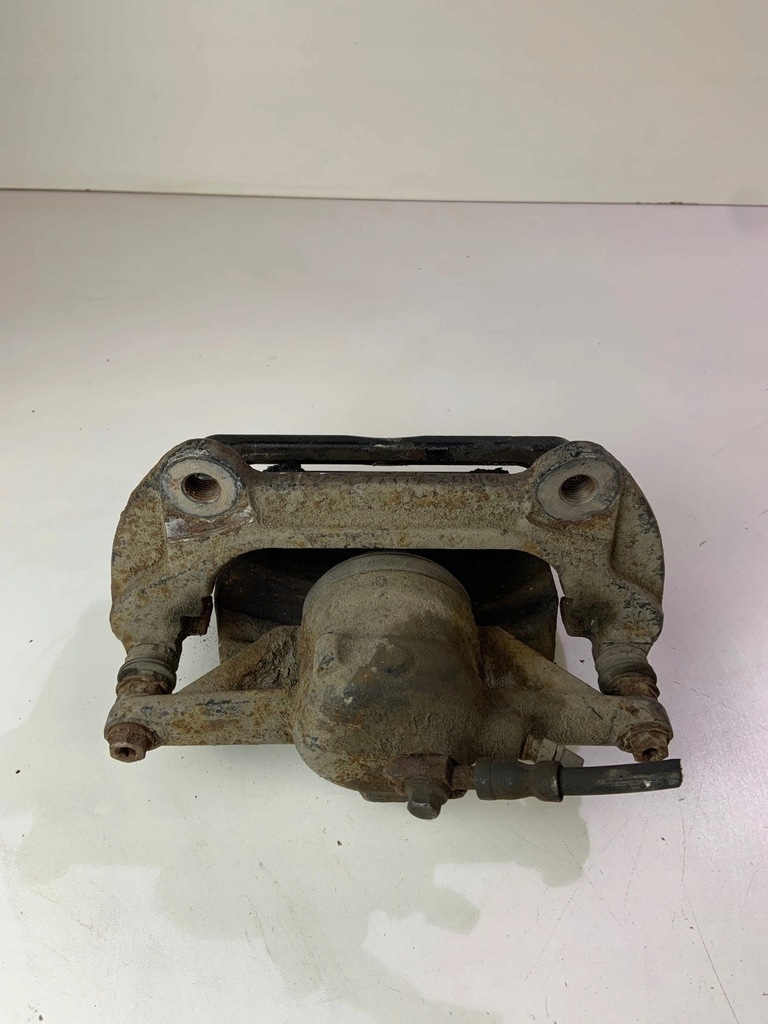 фото №9, Суппорт тормозной левый перед audi s3 a3 8v