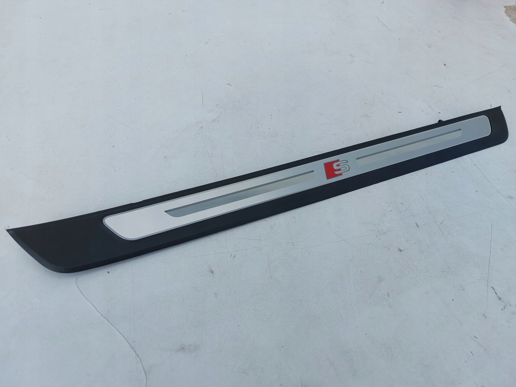 фото №1, Молдинг порог подсвеченная audi a7 4k8 s-line