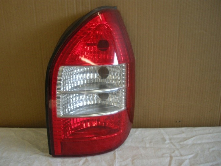 фото №1, Opel zafira i lift лампа права задня
