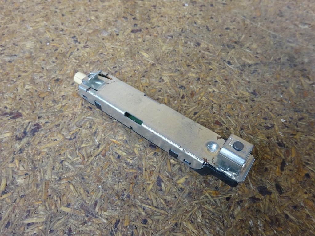 фото №8, Audi s3 a3 8v 8v4 5d sportback усилитель антенный 8v4035225b