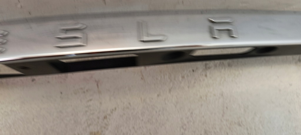 Молдинг накладка накладка кришки задня tesla model s в Україні