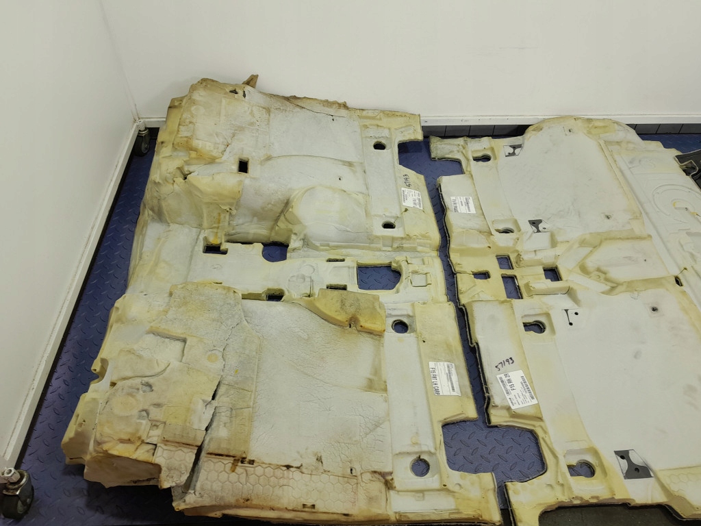 фото №14, Bmw x5 f15 обшивка пол коврик 7326343 7326340 7332098