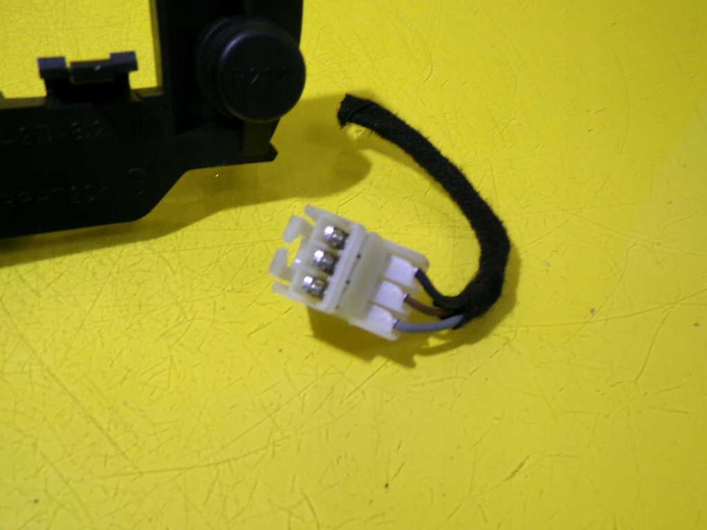 фото №8, Вкладыш лампы задний fiat croma 27.48.21.01 w крышка nr954