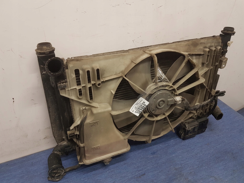 фото №5, Toyota avensis t25 1.6 радиатор wody