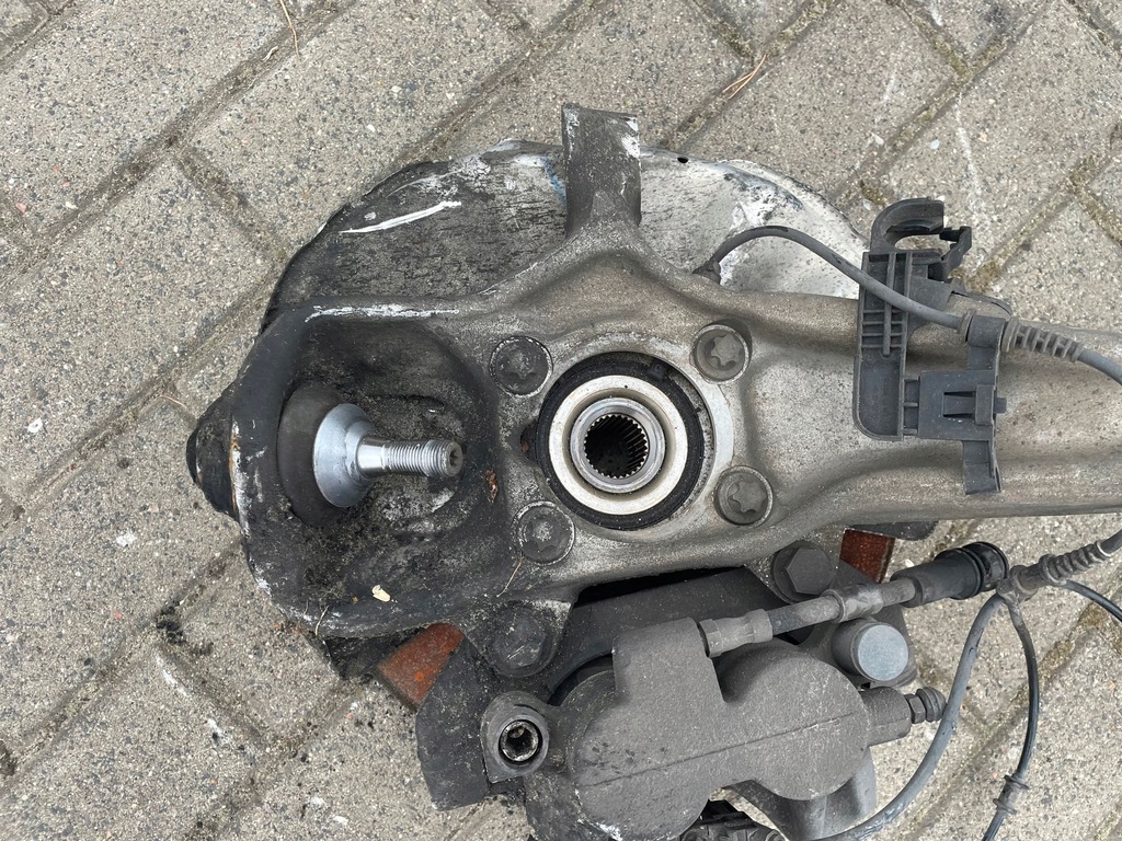 фото №7, Mercedes ml 166 поворотный кулак правая перед ступица 16610