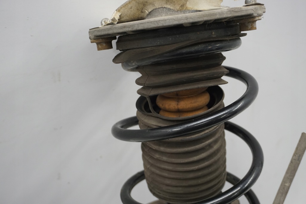 фото №6, Bmw f20 f21 поворотний кулак лівий перед 2.0d