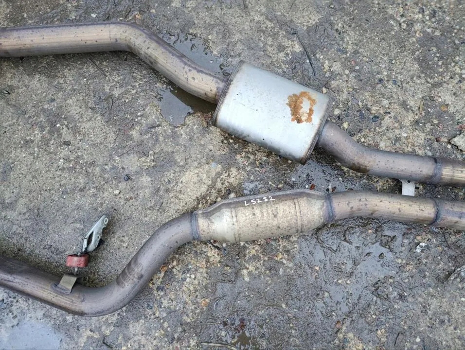 фото №9, Гаситель bmw x5 f15, f85 7578186 бензиновый 330kw 2014