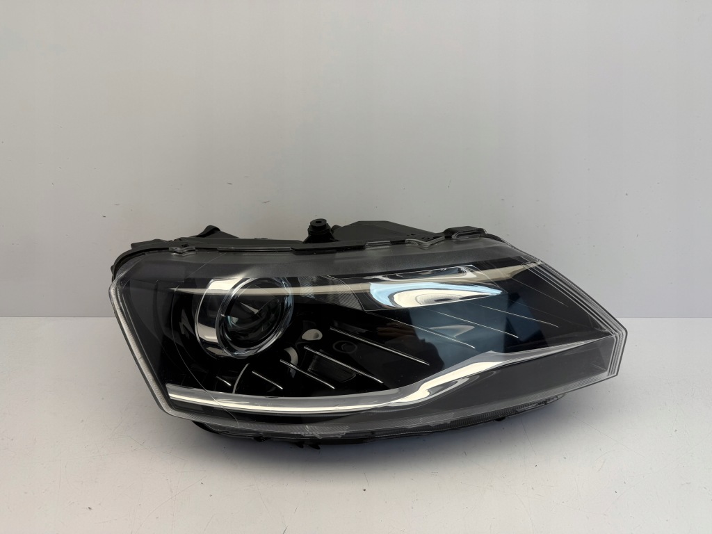 Купити Skoda rapid фара права ксенон 5ja рестайлінг  5jb941016c