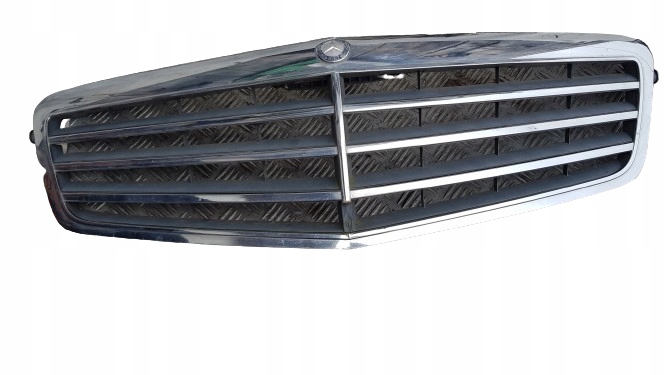 фото №1, Mercedes w212 решётка радиатора решётка радиатора радиатора