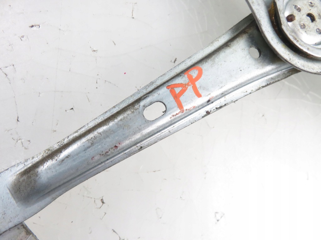 Подъемник стекло правый передний mercedes w163 Недорого