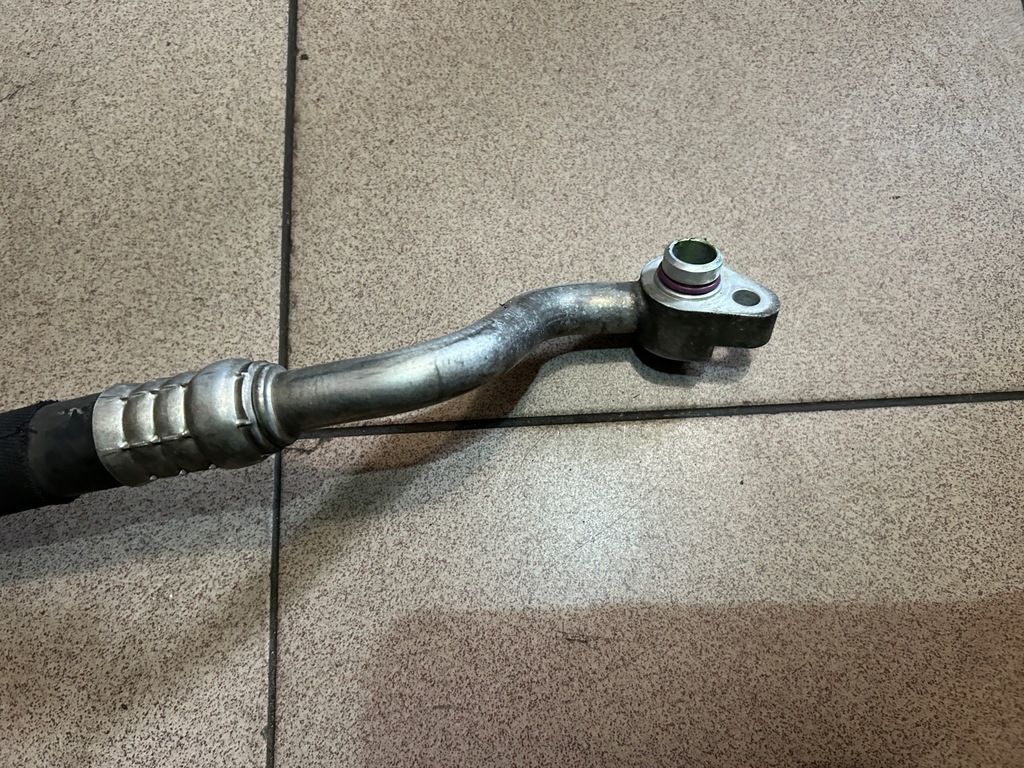 фото №4, Шланг трубка кондиционера audi a8 d2 3.3 tdi