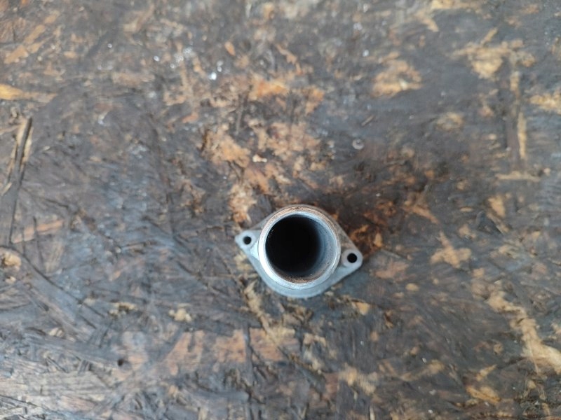 Корпус термостата 16321-28020 lexus hs250h anf10 09-12 Оригінал