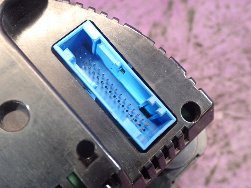 Audi a4 b6 00-05 1.9 130km счетчик приборы 0263626020 468812km в Украине