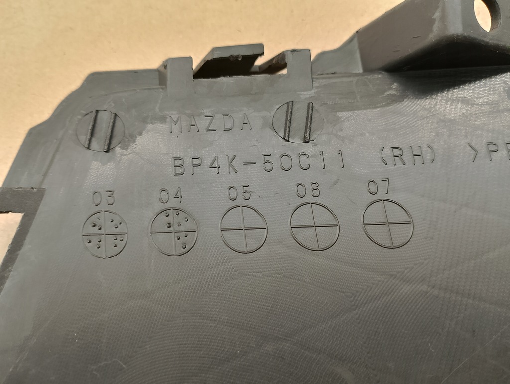 фото №7, Решітка бампера права mazda 3 bk 03-06 rh заглушка