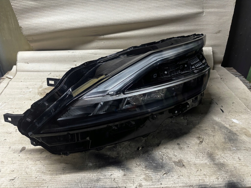фото №1, Nissan qashqai iii 3 j12 адаптивный full led лампа левая передняя 100-8d02j