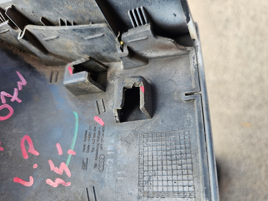 фото №7, Audi q7 4l 07r offroad молдинг крыла левая перед передняя 4l0854959d