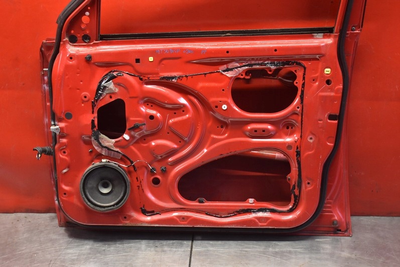 фото №13, Двері праве перед передні червоні mitsubishi l200 4 iv 06-15
