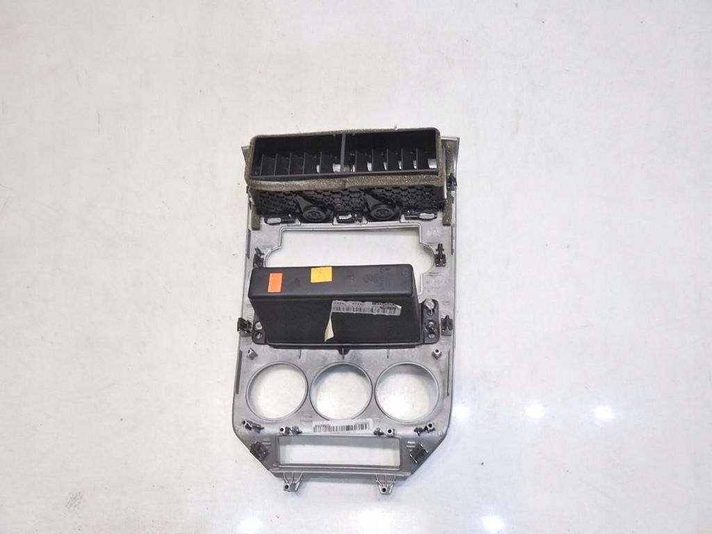 фото №3, Рамка защита радио панель dodge caliber 2.0 crdi