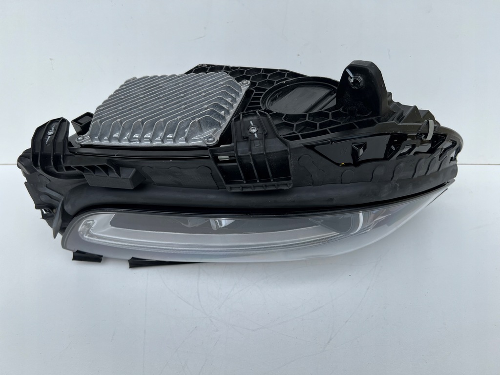 фото №14, Mercedes w206 2021-2024 лампа правая digital light