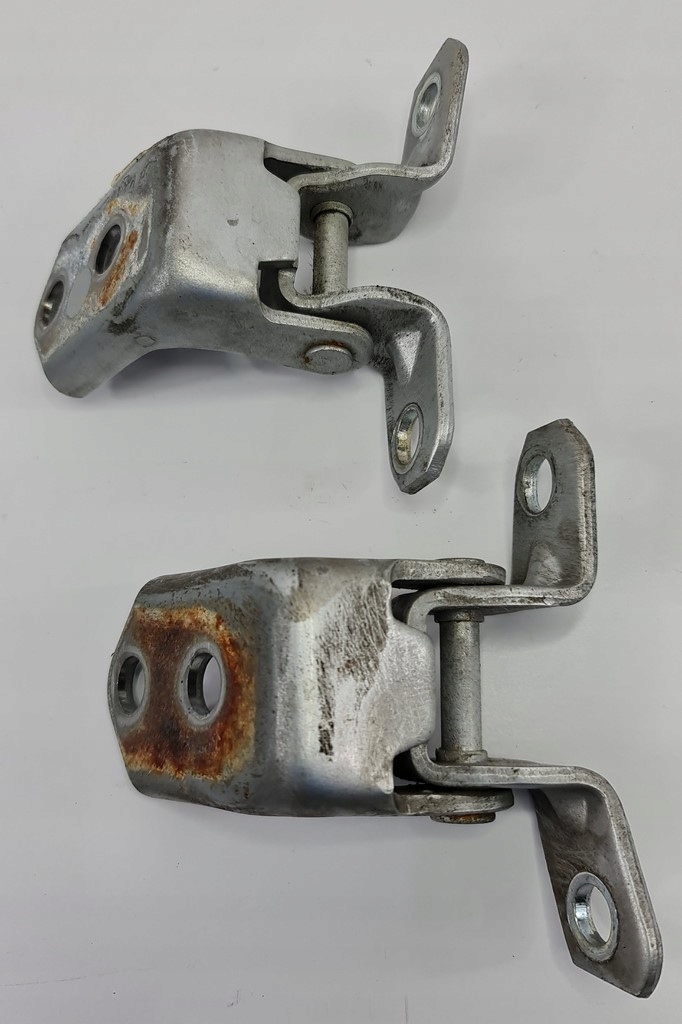 фото №2, Петли дверь правый перед mazda rx-8 пара