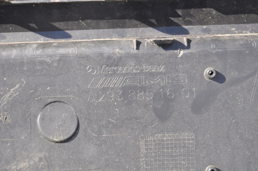 Бампер задняя задний mercedes eqc w293 amg оригинал a2938851601 Оригинал