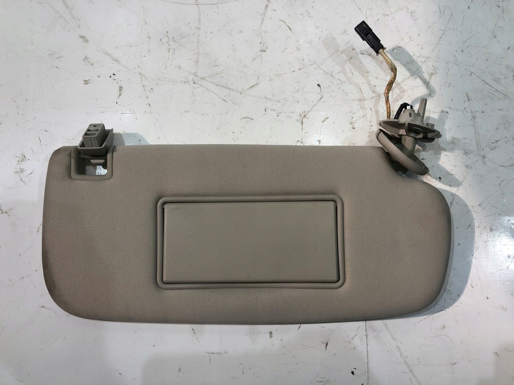 фото №1, Grand cherokee wk2 козырёк солнцезащитный правый