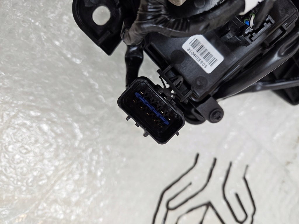 фото №10, Hyundai kona i electric электрик lift разъём зарядки 86340-k4aa0