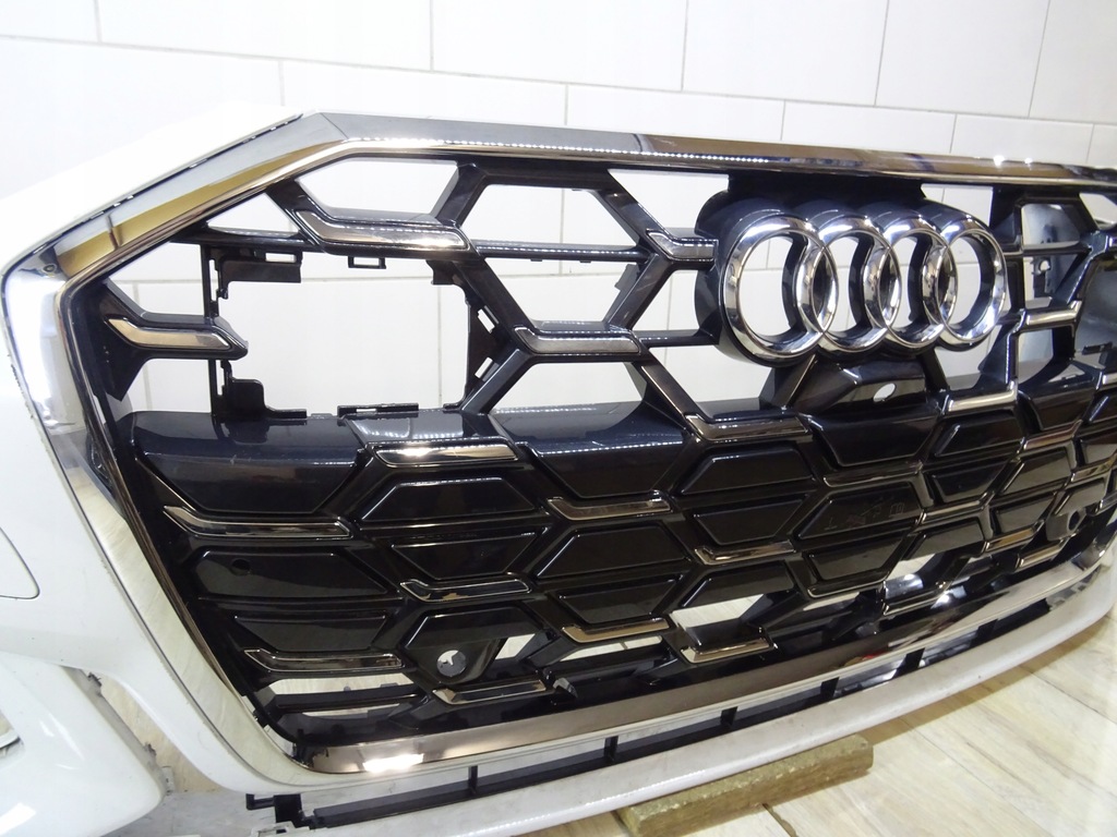 фото №6, Audi a6 c8 s-line 4k0 бампер перед передній 4k0807437d llu