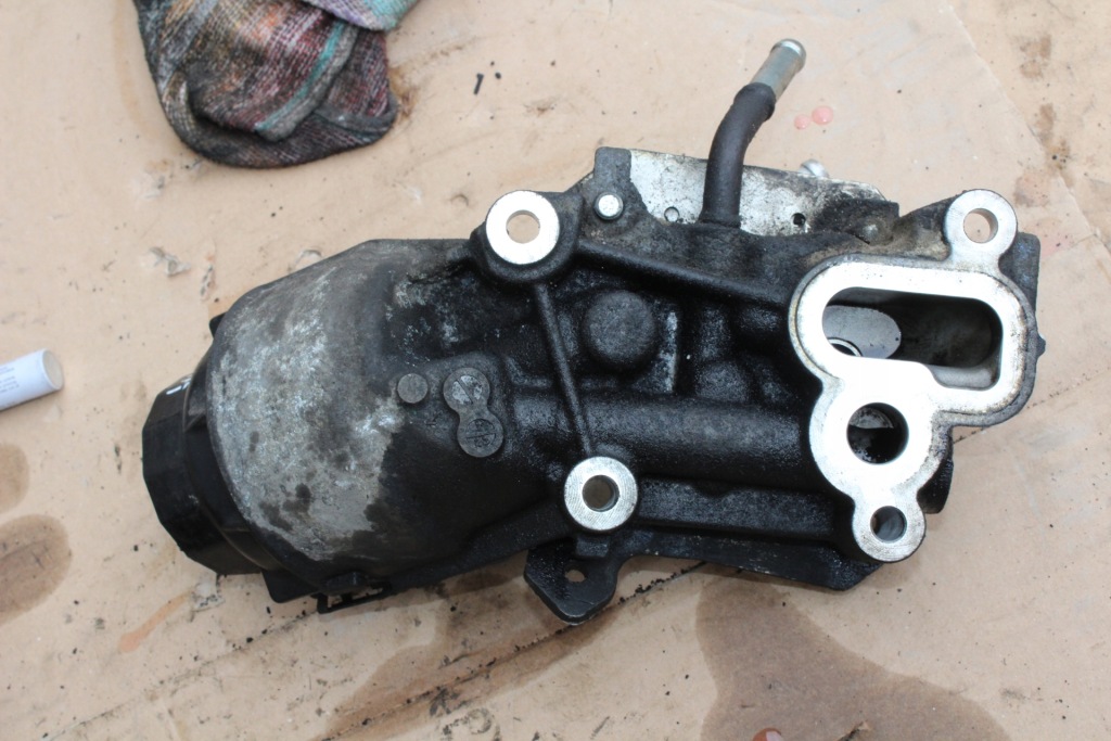 фото №7, Основание корпус фильтра масла радиатор масла auris i lift 1.4 d4d 1nd