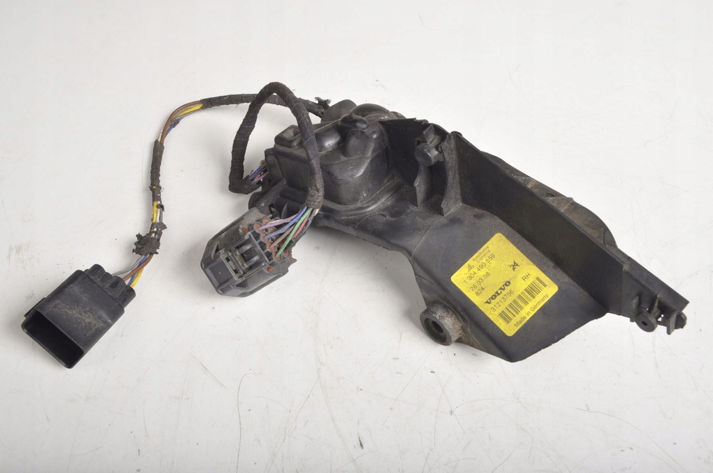 фото №6, C70 ii кронштейн преобразователя правый перед 31213766