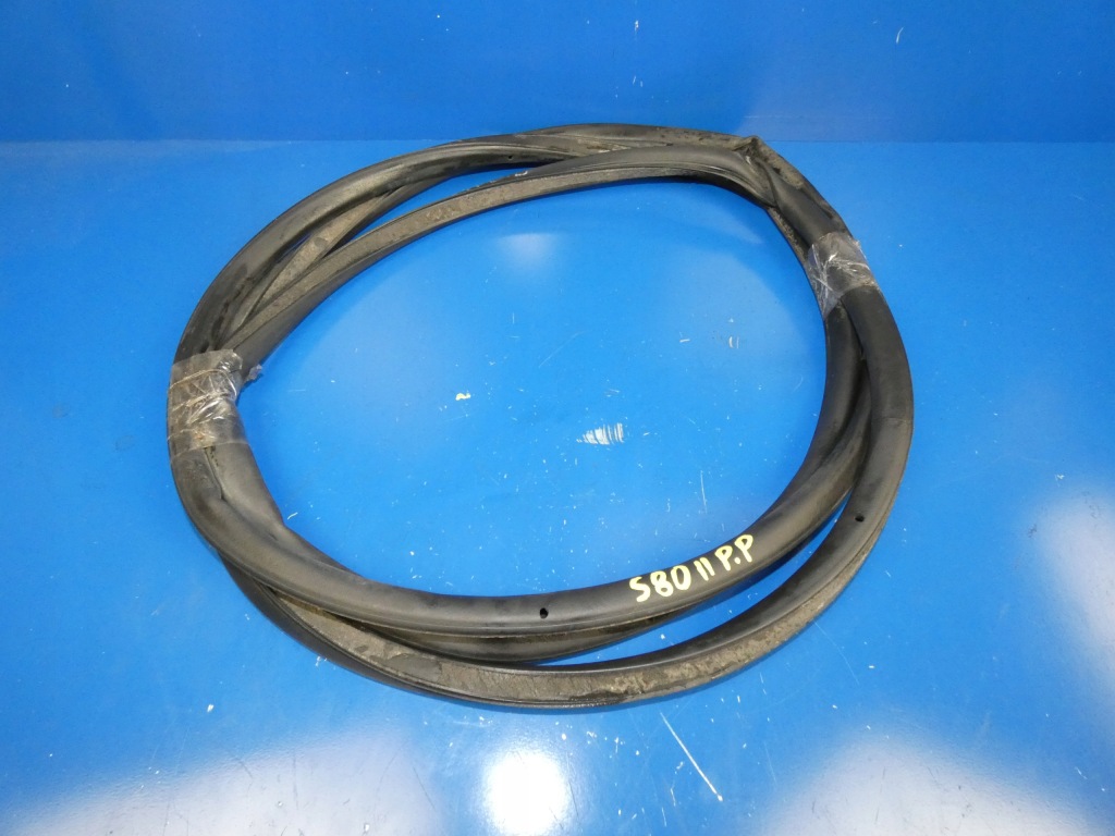 фото №1, Volvo s80 ii v70 xc70 прокладка дверь правый перед