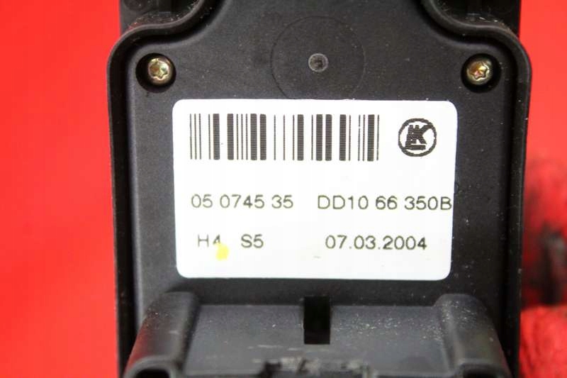 фото №10, Панель керування вікон eu dd1066350b mazda 2 ii dy 03-05