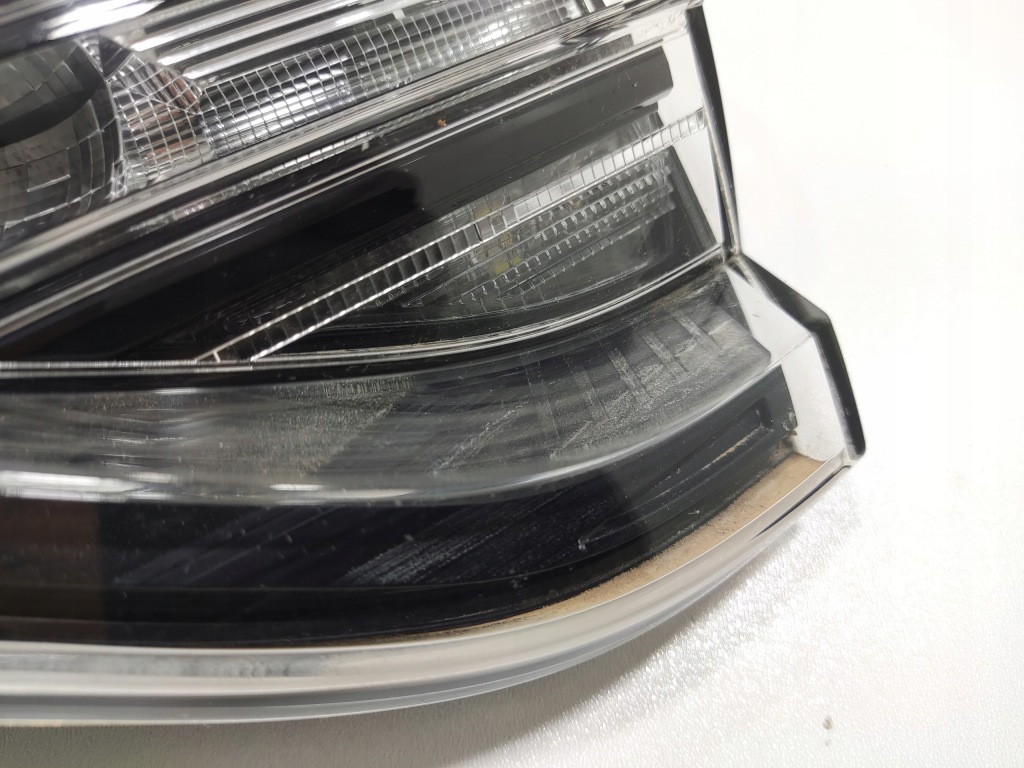 фото №6, Лампа права задня задня led w кришка renault clio v 265506440r 2024-2025 lift