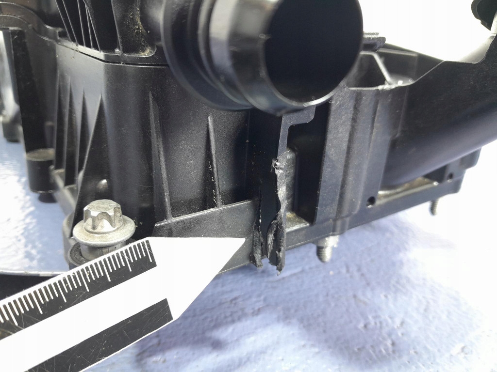 фото №6, Bmw 4 g22 g23 g26 2.0d 190 km b47d20b кришка клапанів 8579962