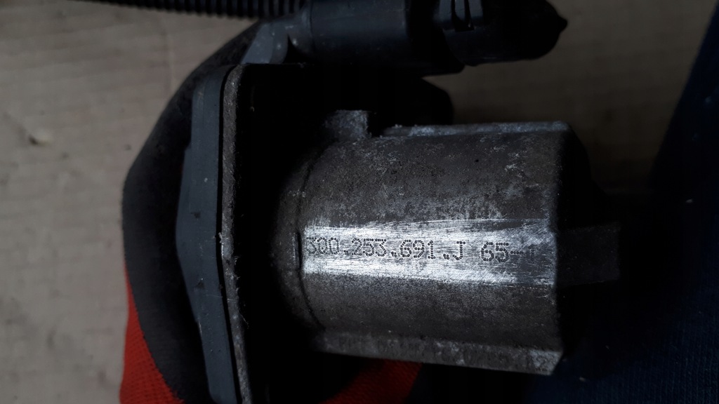 фото №7, A4 b9 8w дроссельная заслонка выхлопных газов 2.0 tdi a5 8w