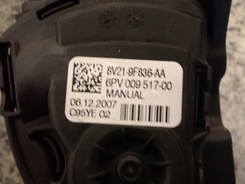 фото №4, Mazda2 mazda 2 de 08- потенциометр газа педаль